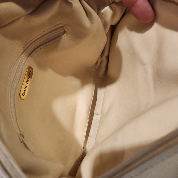 Gianni Bini crossbody bag - Picture 6 of 7